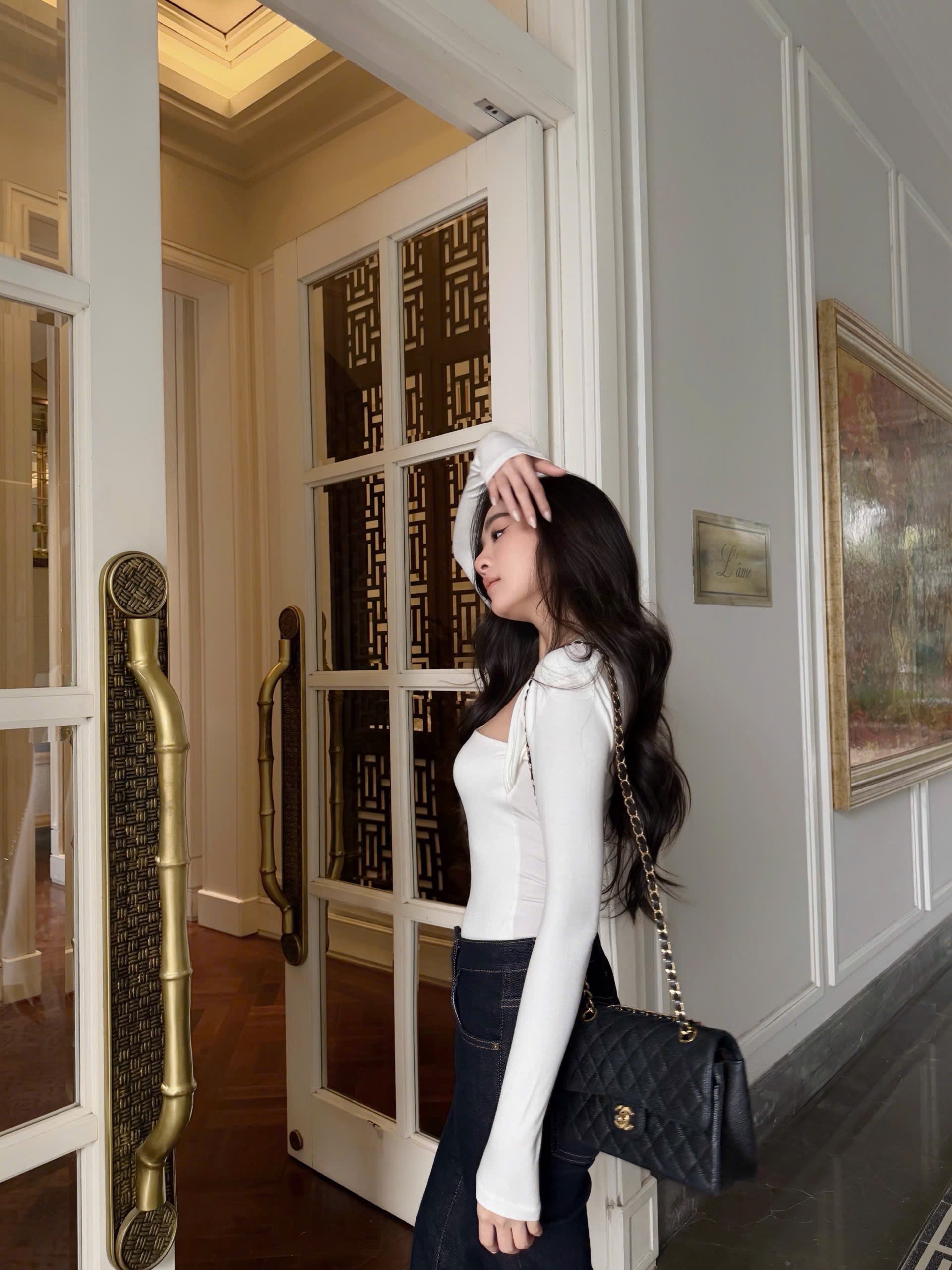 Basic Long-Sleeve T-Shirt